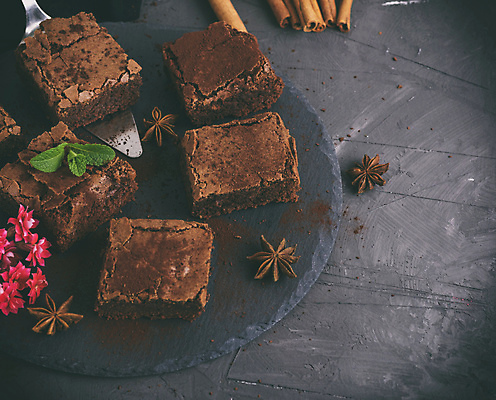포토 JPG 해외이미지 접시 꽃 빵 디저트 사람없음 초코케이크 브라우니 맛있는 해외포토 식물 식기 음식 케이크 파일형식