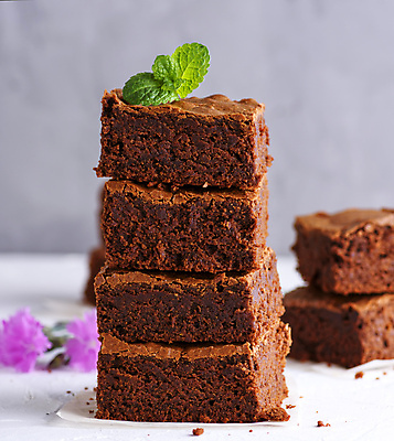 포토 JPG 해외이미지 빵 잎 디저트 사람없음 쌓기 초코케이크 브라우니 맛있는 해외포토 식물 음식 모션 케이크 파일형식