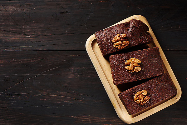 포토 JPG 해외이미지 빵 디저트 사람없음 견과류 호두 초코케이크 브라우니 맛있는 해외포토 음식 케이크 파일형식