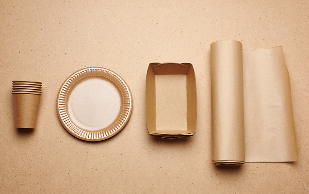 포토 JPG 해외이미지 접시 종이 실내 사람없음 재활용 종이컵 일회용 친환경 롤 갈색배경 해외포토 식기 백그라운드 내부 컵 갈색 환경 파일형식