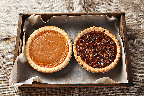 포토 JPG 해외이미지 스튜디오촬영 음식 호박 디저트 쟁반 실내 사람없음 담기 피칸파이 해외포토 채소 모션 내부 파이_빵 파일형식