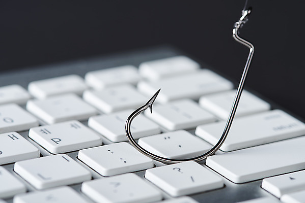 포토 JPG 스튜디오촬영 컨셉 실내 사람없음 피해 키보드 속임수 낚싯바늘 범죄 온라인 중고거래 국내포토 내부 거래 낚시용품 파일형식