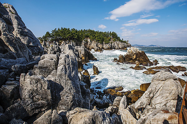 포토 JPG 주간 바다 사람없음 야외 일출 강원도 동해 추암 국내포토 자연요소 한국 노을 바위_돌 파일형식