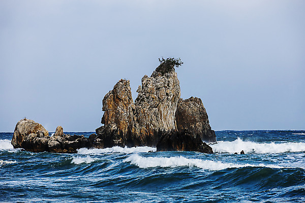 포토 JPG 주간 파도 바다 사람없음 야외 강원도 동해 추암 국내포토 자연요소 한국 바위_돌 파일형식