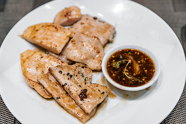 포토 JPG 해외이미지 잎 뼈 돼지고기 스테이크 사람없음 소고기 튀김 연기 그릴 바비큐 허리 향신료 후추 숯 해외202004 해외202105 해외포토 식물 음식 주방용품 서양음식 육류 신체부위 향미료 파일형식