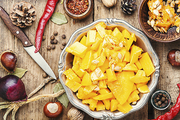 포토 JPG 해외이미지 채소 호박 사람없음 칼 슬라이스 박 10월 해외202004 해외202105 해외포토 날짜 파일형식