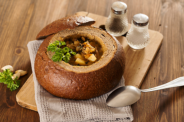 포토 JPG 해외이미지 빵 채소 파슬리 마늘 사람없음 당근 허브 완두콩 브런치 로즈메리 크루통 해외202004 해외202105 해외포토 식물 음식 콩 뿌리채소 식사 파일형식