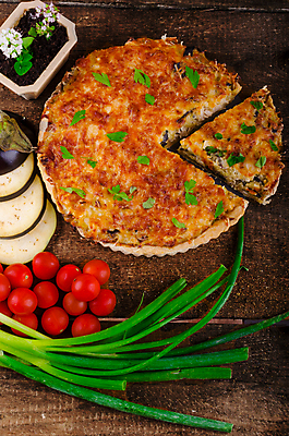 포토 JPG 해외이미지 꽃 토마토 채소 가지 치즈 사람없음 계란 그릴 브로콜리 브런치 퍼프 부추 훈제 백리향 주키니 타르트 해외202004 해외202105 해외포토 식물 음식 빵 주방용품 유제품 알 식사 파이_빵 파일형식