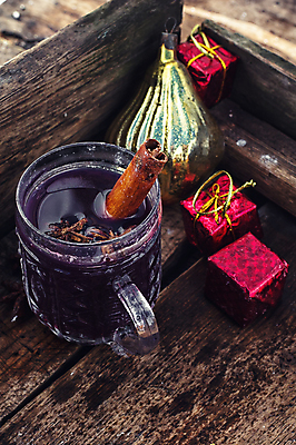 포토 JPG 해외이미지 과일 사람없음 장난감 와인 향신료 시나몬 해외202004 해외202105 해외포토 주류 향미료 파일형식