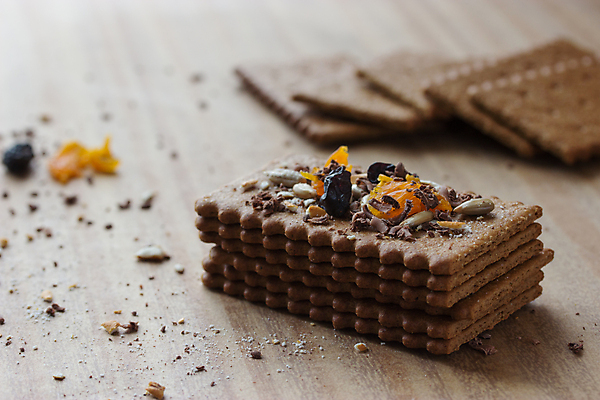 포토 JPG 해외이미지 음식 요리 씨앗 사람없음 쌓기 케이크 견과류 그룹 시리얼 굽기 땅콩 아몬드 레시피 건포도 크랜베리 핸드메이드 귀리 해외202004 해외포토 식물 열매 모션 포도 디저트 곡류 구이 건과일 파일형식