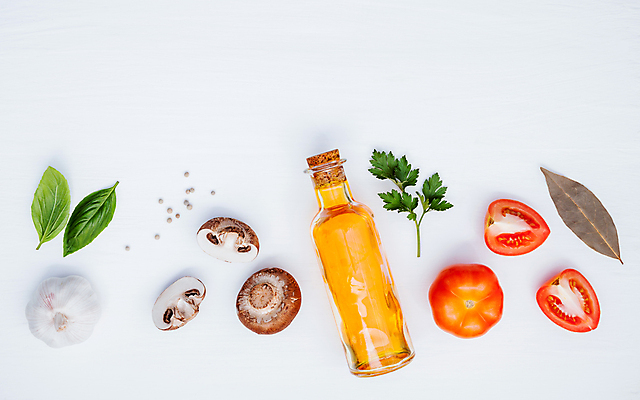 포토 JPG 해외이미지 채소 사람없음 조미료 허브 향신료 후추 마카로니 오레가노 페스토 탈리아텔레 해외202004 해외202105 해외포토 식물 소스_음식 파스타면 향미료 파일형식