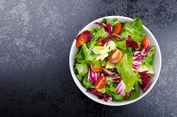 포토 JPG 해외이미지 잎 채소 양파 치즈 사람없음 칠판 어둠 석류 페타치즈 해외202004 해외202105 해외포토 식물 과일 유제품 파일형식