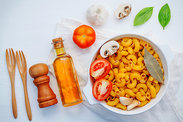 포토 JPG 해외이미지 채소 치즈 파스타 마늘 스파게티 사람없음 조미료 마카로니 페스토 해외202004 해외202105 해외포토 유제품 서양음식 소스_음식 파스타면 향미료 파일형식