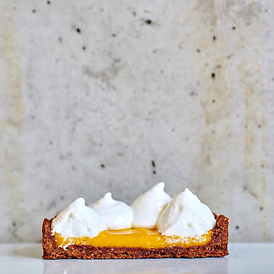 포토 JPG 해외이미지 접시 열매 음식 과일 디저트 요리 사람없음 과자 케이크 초콜릿 견과류 설탕 굽기 크림 블루베리 푸딩 무스 커스터드 타르트 맛있는 해외202004 해외포토 식물 식기 빵 구이 파이_빵 파일형식