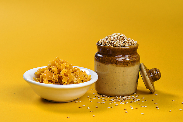 포토 JPG 해외이미지 지팡이 손바닥 사람없음 태양 조미료 설탕 허브 향신료 깨 1월 해외202004 해외202105 해외포토 자연요소 식물 손 식재료 날짜 향미료 파일형식