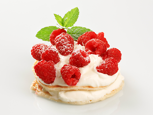 포토 JPG 해외이미지 음식 과일 디저트 치즈 유제품 사람없음 크림 브런치 산딸기 팬케이크 크림치즈 리코타치즈 해외202004 해외포토 케이크 식사 파일형식