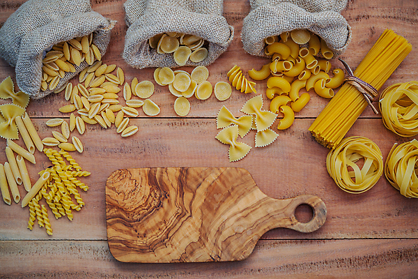 포토 JPG 해외이미지 파스타 스파게티 사람없음 면 조미료 밀 마카로니 펜네 국경 탈리아텔레 해외202004 해외202105 해외포토 곡류 서양음식 파스타면 향미료 파일형식