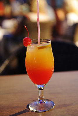 포토 JPG 해외이미지 음료 주류 사람없음 주스 칵테일 체리 달콤 해외202004 해외포토 과일 맛 파일형식