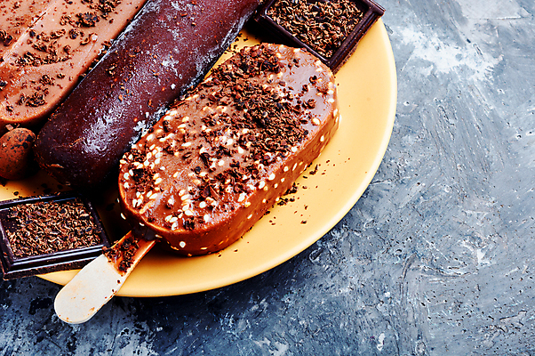 포토 JPG 해외이미지 음식 부분 아이스크림 디저트 사탕 사람없음 갈색 과자 초콜릿 막대기 달콤 유혹 설탕 크림 바닐라 맛있는 해외202004 해외포토 컬러 컨셉 맛 파일형식