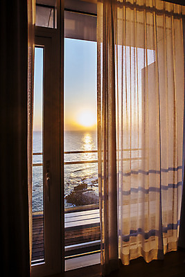 포토 JPG 주간 바다 실내 사람없음 일출 일몰 커튼 강원도 동해 강릉 국내여행 국내포토 자연요소 여행 한국 내부 노을 파일형식