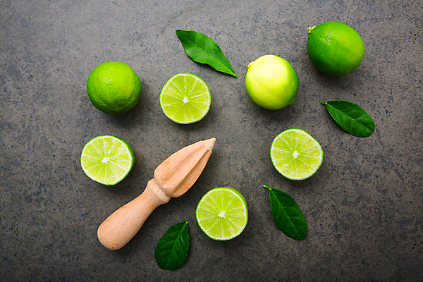 포토 JPG 해외이미지 잎 회색배경 단면 실내 사람없음 하이앵글 라임 과즙기 해외202004 해외포토 식물 뷰포인트 백그라운드 과일 내부 회색 파일형식