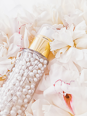 포토 JPG 해외이미지 꽃 근접촬영 사람없음 화장품 에센스 해외포토 식물 뷰포인트 뷰티 파일형식