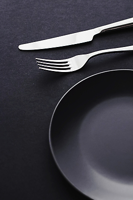 포토 JPG 해외이미지 그릇 식기 접시 포크 검은배경 사람없음 나이프 해외포토 백그라운드 검은색 칼 파일형식