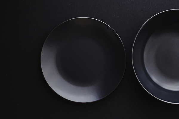 포토 JPG 해외이미지 그릇 접시 검은배경 사람없음 하이앵글 해외포토 식기 뷰포인트 백그라운드 검은색 파일형식