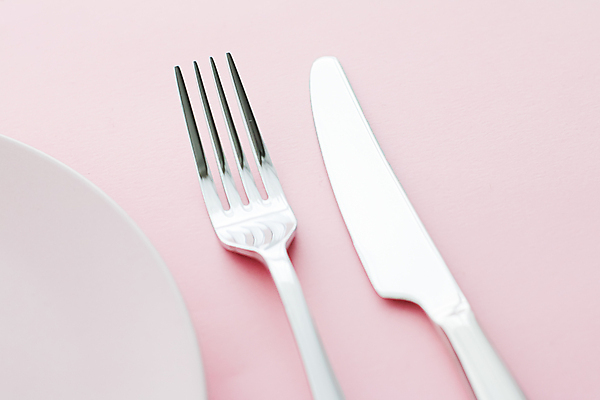 포토 JPG 해외이미지 식기 접시 포크 사람없음 나이프 분홍색배경 해외포토 분홍색 백그라운드 칼 파일형식