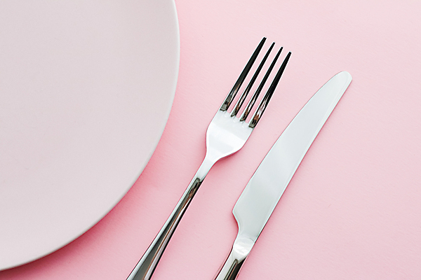 포토 JPG 해외이미지 식기 접시 포크 사람없음 나이프 분홍색배경 해외포토 분홍색 백그라운드 칼 파일형식