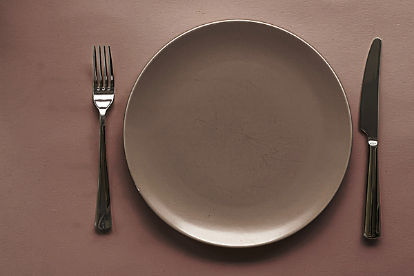 포토 JPG 해외이미지 식기 접시 포크 사람없음 하이앵글 나이프 갈색배경 해외포토 뷰포인트 백그라운드 갈색 칼 파일형식