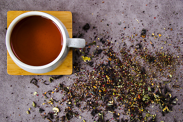 포토 JPG 해외이미지 건조 사람없음 하이앵글 머그컵 찻잎 보라색배경 허브차 해외포토 뷰포인트 백그라운드 컵 차_음료 보라색 파일형식