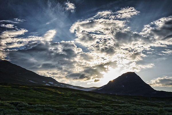 포토 JPG 해외이미지 구름 하늘 산 스웨덴 사람없음 야외 일몰 언덕 해외202004 해외202105 해외포토 자연요소 북유럽 노을 파일형식