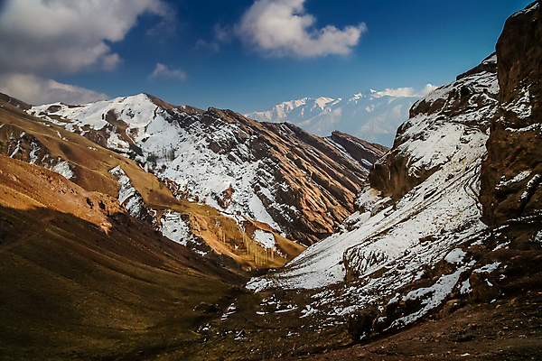 포토 JPG 해외이미지 구름 하늘 산 풍경 사람없음 야외 산악지대 이란 해외202004 해외202105 해외포토 자연요소 중동 파일형식
