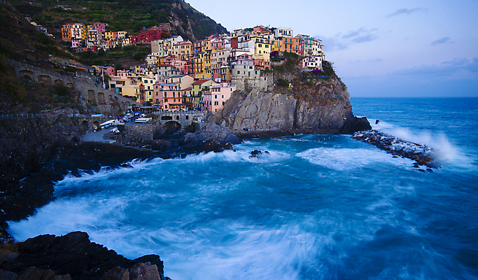 포토 JPG 해외이미지 전통 유럽 바다 산 풍경 사람없음 야외 마을 일몰 이탈리아 지중해 타운 해외202004 해외202105 해외포토 나라 노을 도시 파일형식