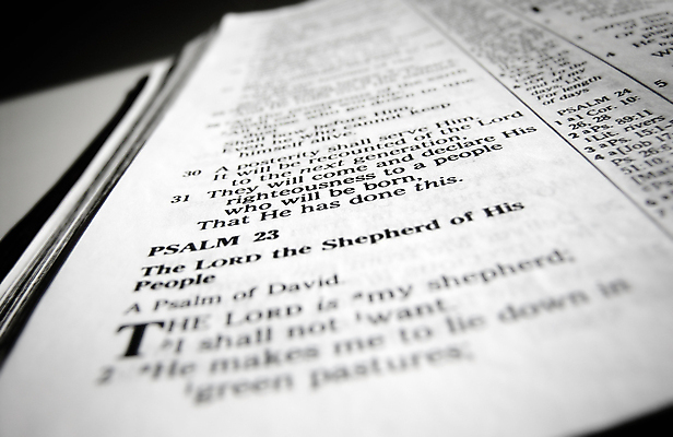 포토 JPG 해외이미지 기독교 텍스트 사람없음 책 성경 해외202004 해외202105 해외포토 종교 종교용품 파일형식