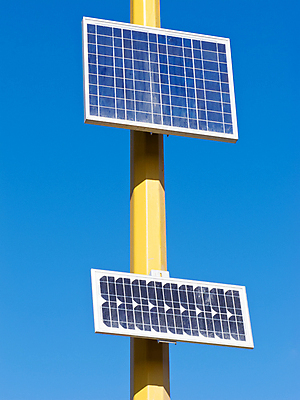포토 JPG 해외이미지 하늘 사람없음 야외 햇빛 환경 맑음 친환경 태양에너지 집열판 기후변화 해외202004 해외포토 날씨 태양 변화 그린에너지 파일형식
