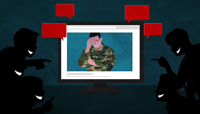 PSD 남자 실루엣 말풍선 일러스트 한명 상반신 성인 모니터 군인 무서움 비웃음 뒷담화 삿대질 악플 성인남자한명만 유튜버 국내일러스트 직업 1 감정 촬영기법 표정 사람 손짓 컴퓨터 국군 사이버범죄 험담 남자한명만 성인남자만 파일형식 크리에이터