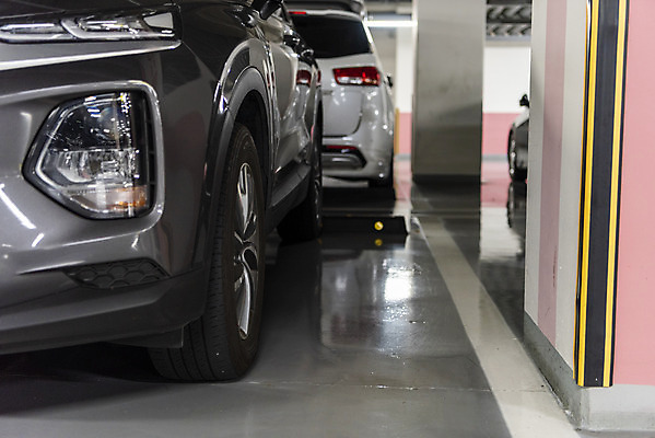 포토 JPG 자동차 사람없음 주차 좁은 지하주차장 주차위반 국내포토 육상교통 주차장 파일형식