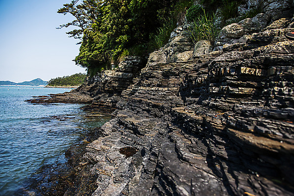 포토 JPG 주간 바다 섬 사람없음 야외 골짜기 전라남도 기암절벽 진도 국내포토 자연요소 자연 절벽 전라도 파일형식