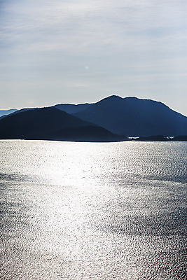 포토 JPG 주간 나무 구름 바다 섬 하늘 사람없음 야외 맑음 전라남도 여수 국내포토 자연요소 식물 날씨 전라도 파일형식