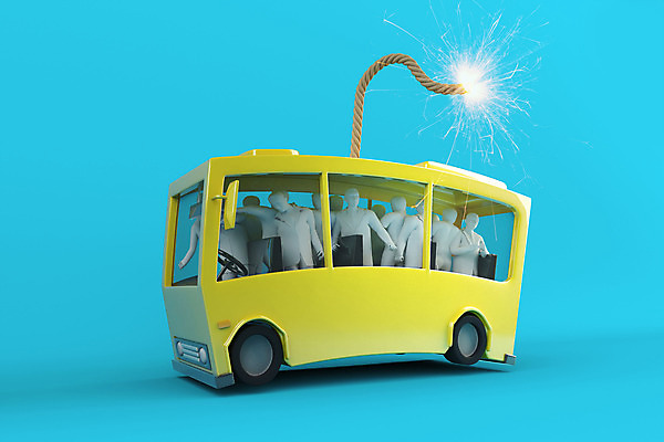 PSD 편집 편집이미지 하늘색 불꽃 버스 대중교통 사람모양 사람없음 3D 폭발 폭탄 불안 가득함 디지털합성 만원버스 심지 편집소스 편집3D 모양 감정 육상교통 교통수단 불 파란색 폭발물 파일형식