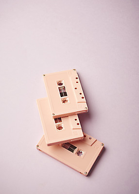 포토 JPG 스튜디오촬영 실내 따뜻함 사람없음 봄 카세트테이프 세개 오브젝트 감성 국내포토 계절 컨셉 3 내부 파일형식