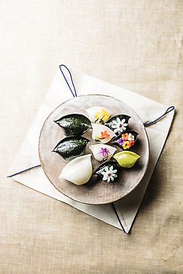 포토 JPG 주간 그릇 떡 실내 사람없음 하이앵글 전라남도 모시 특산물 플랫레이 영광군 국내포토 자연요소 식기 뷰포인트 내부 직물 플랫 전라도 파일형식