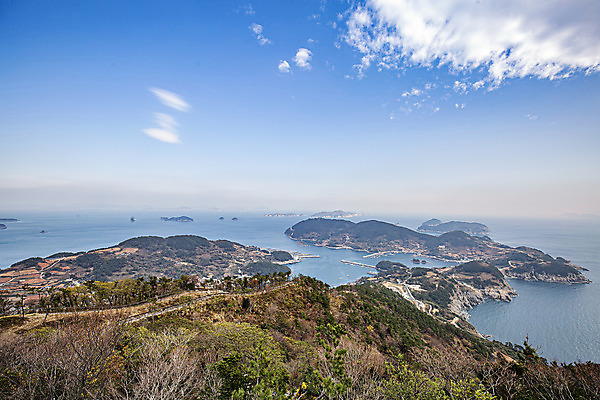 포토 JPG 주간 구름 바다 섬 자연 하늘 사람없음 야외 통영 남해 국내여행 국내포토 자연요소 여행 경상남도 생태계 파일형식