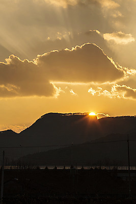 포토 JPG 주간 구름 하늘 산 사람없음 야외 노을 야간 산봉우리 국내여행 구미 국내포토 자연요소 여행 경상북도 봉우리 파일형식