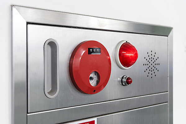 포토 JPG 실내 안전 사람없음 소방 흰배경 안전교육 소화전 사고안전 소방시설 소방용품 소방비상벨 국내포토 교육 백그라운드 내부 흰색 안전장비 시설 파일형식