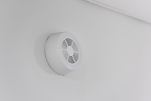 포토 JPG 실내 안전 사람없음 소방 흰배경 안전교육 사고안전 소방시설 소방비상벨 국내포토 교육 백그라운드 내부 흰색 시설 파일형식