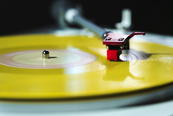 포토 JPG 실내 근접촬영 사람없음 아웃포커스 햇빛 창가 복고 턴테이블 뉴트로 국내포토 뷰포인트 창문 촬영기법 내부 태양 파일형식