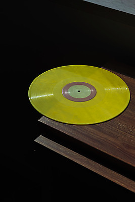 포토 JPG 실내 사람없음 창가 서랍장 복고 뉴트로 국내포토 가구 창문 내부 파일형식